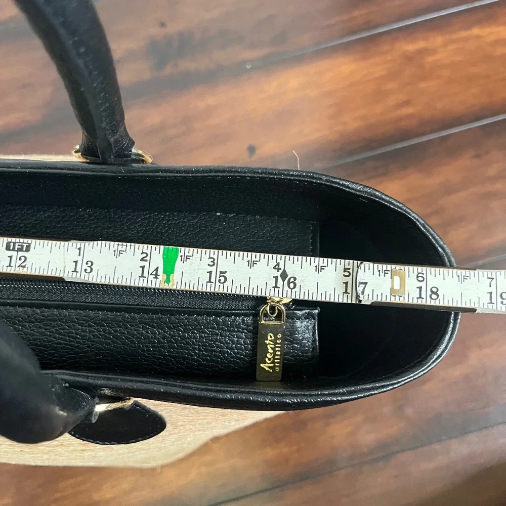 By Del Rio $202 by